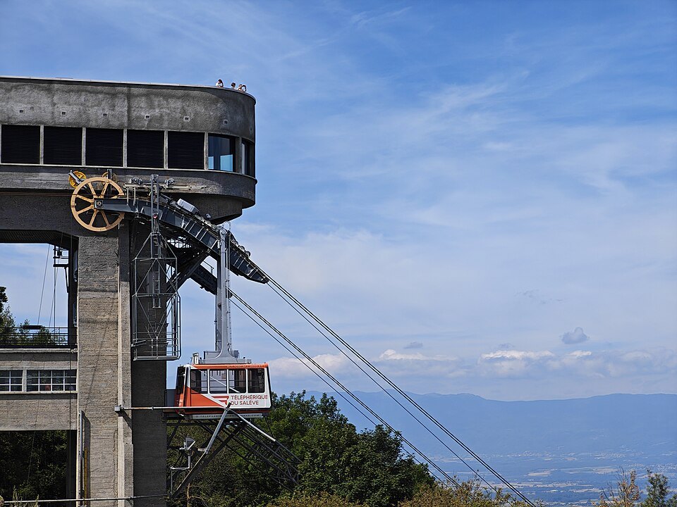 The upper station of the Salève cable car, a cabin arriving