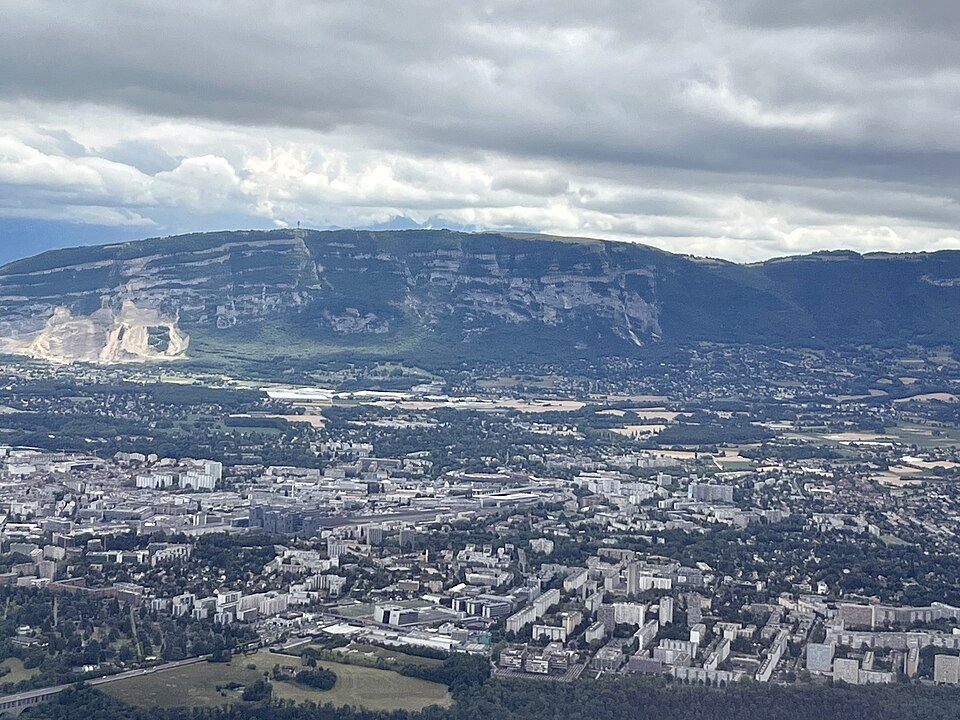 Geneva spread below the Salève, seen from an airliner window