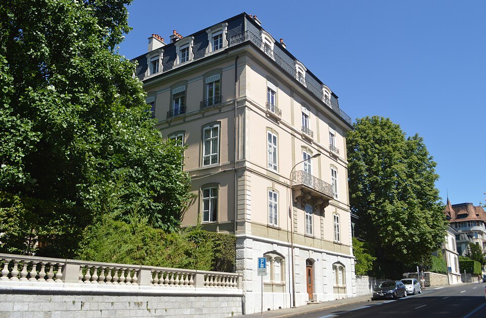 The former Red Cross headquarters, a stone town house on the Rue de l'Athénée