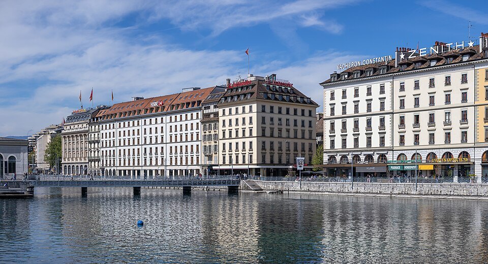 Île Rousseau and the Pont de la Machine